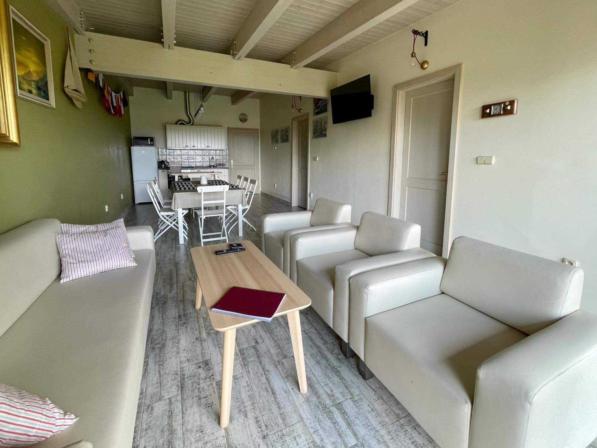 Apartmany Modrinovy Dum Horní Planá Rom bilde